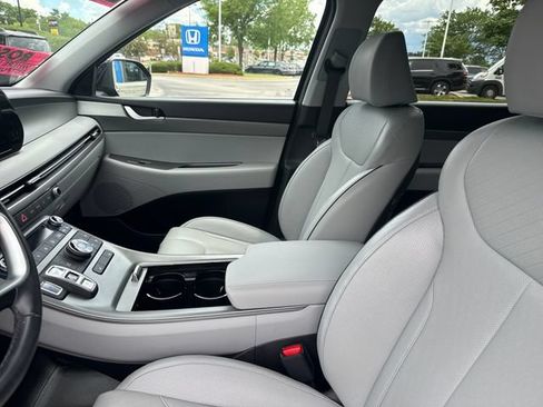 Used 2024 Hyundai Palisade SEL AWD/4WD image 13