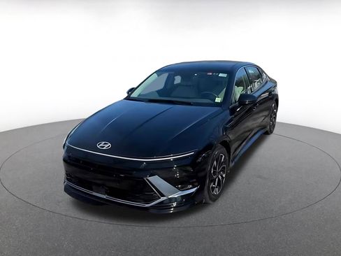 Used 2025 Hyundai Sonata SEL image 3