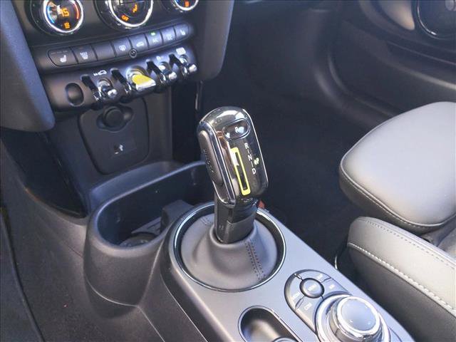 Used 2024 MINI Cooper SE FWD image 10