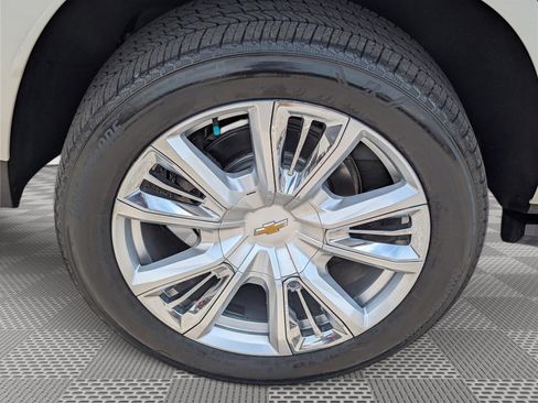 Used 2023 Chevrolet Tahoe High Country AWD/4WD image 11