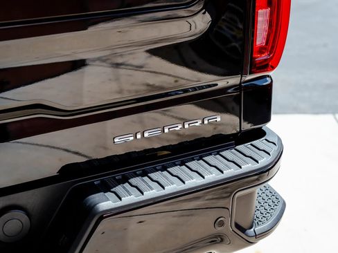 Used 2022 GMC Sierra 1500 Denali image 52