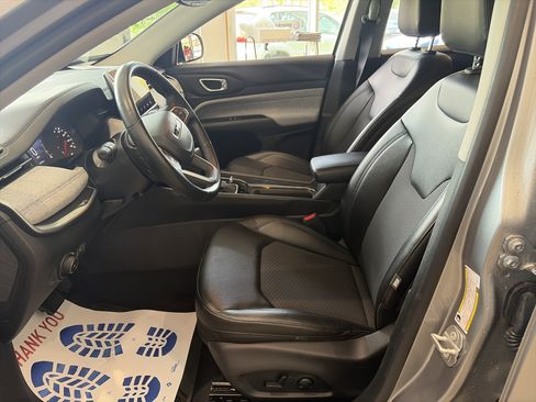 Used 2022 Jeep Compass Latitude w/ Convenience Group AWD/4WD image 16