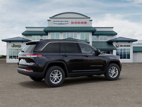 New 2026 Jeep Grand Cherokee Laredo X AWD/4WD image 4