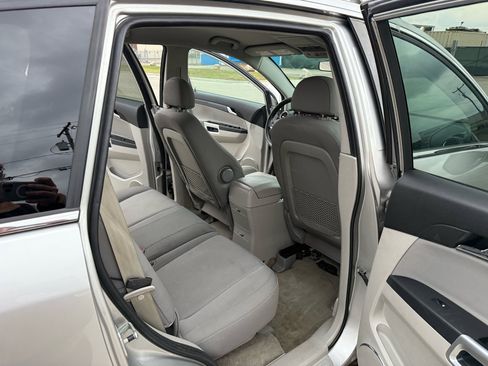 Used 2008 Saturn Vue XE image 16