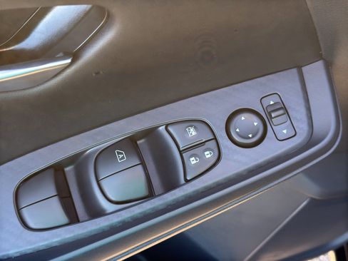 New 2025 Nissan Sentra SV image 11