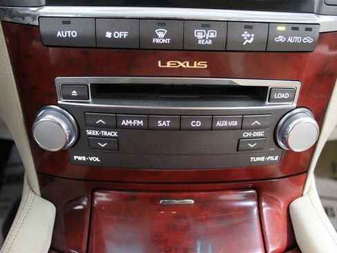 Used 2012 Lexus LS 460 AWD w/ Comfort Pkg image 19