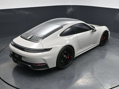 Certified 2026 Porsche 911 Carrera GTS RWD image 18