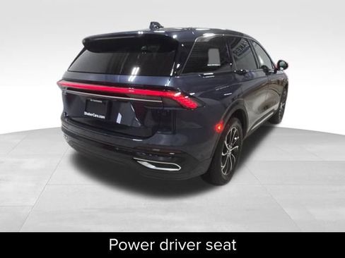 Certified 2024 Lincoln Nautilus Premier w/ Equipment Group 102A image 8