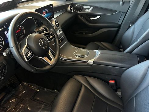 Used 2022 Mercedes-Benz GLC 300 image 9