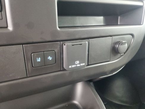 New 2026 Chevrolet Express 2500 w/ Driver Convenience Package image 17