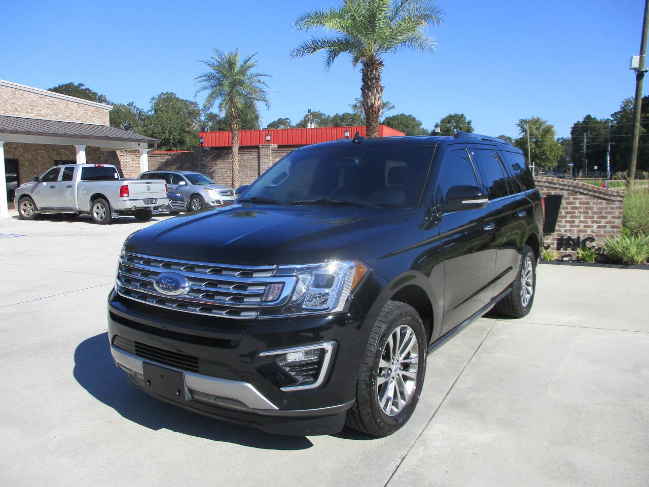 Used 2018 Ford Expedition Limited RWD image 5