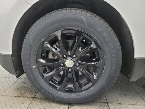 Used 2021 Chevrolet Equinox LT image 31