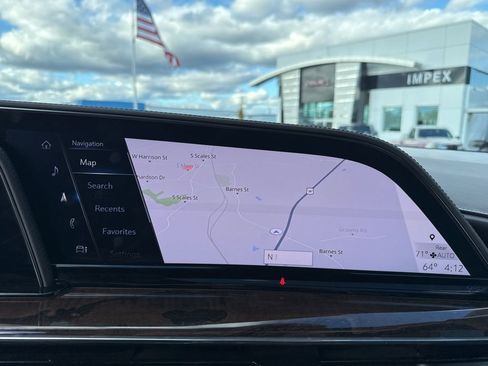 Used 2021 Cadillac Escalade ESV Sport Platinum w/ LPO, ONYX Package image 21