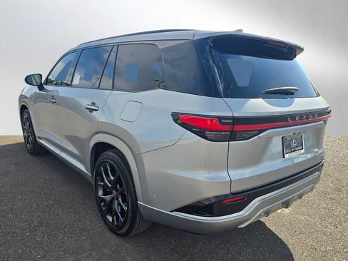 New 2026 Lexus TX 500h AWD image 5