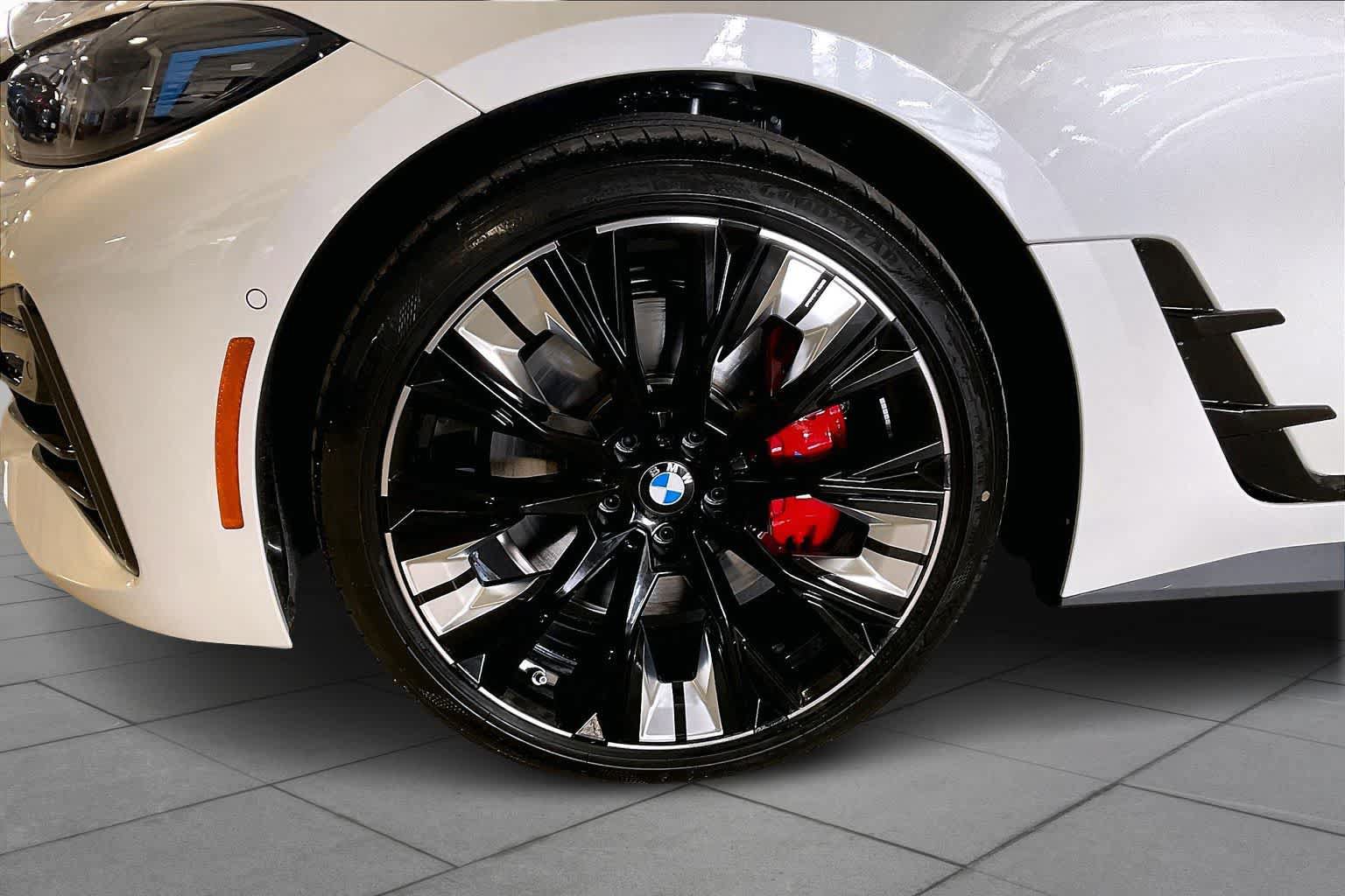 New 2026 BMW 430i w/ M Sport Package RWD image 11