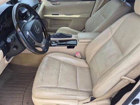 Used 2013 Lexus ES 350 w/ Luxury Pkg FWD image 14