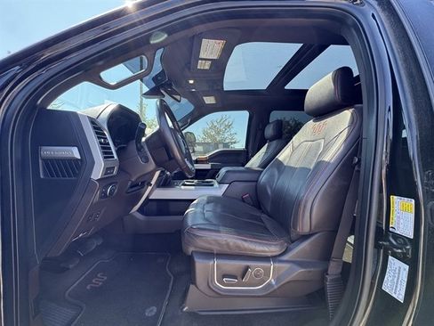 Used 2017 Ford F250 King Ranch w/ King Ranch Ultimate Package AWD/4WD image 12