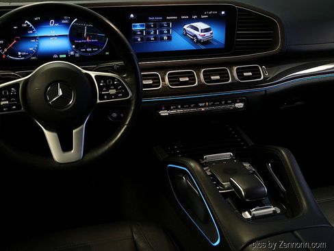 Used 2020 Mercedes-Benz GLS 450 4MATIC image 17