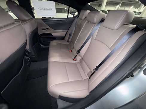 New 2025 Lexus ES 350 350 w/ Premium Package image 13