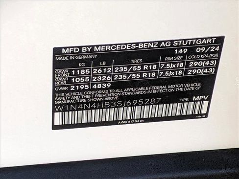 Certified 2025 Mercedes-Benz GLA 250 4MATIC image 28