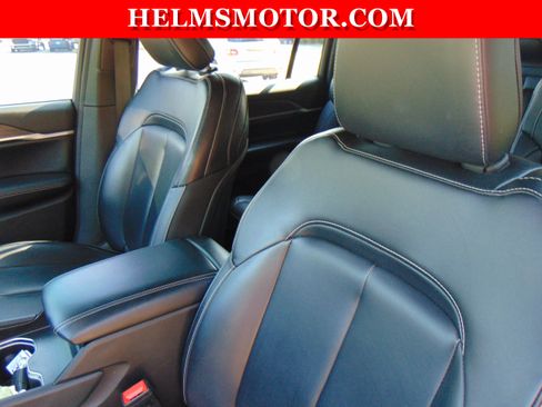 Certified 2024 Jeep Grand Cherokee L Limited RWD image 31