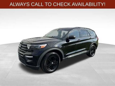 Used 2023 Ford Explorer XLT w/ Equipment Group 202A AWD/4WD image 3
