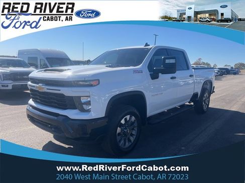 Used 2024 Chevrolet Silverado 2500 Custom w/ Custom Convenience Package image 1