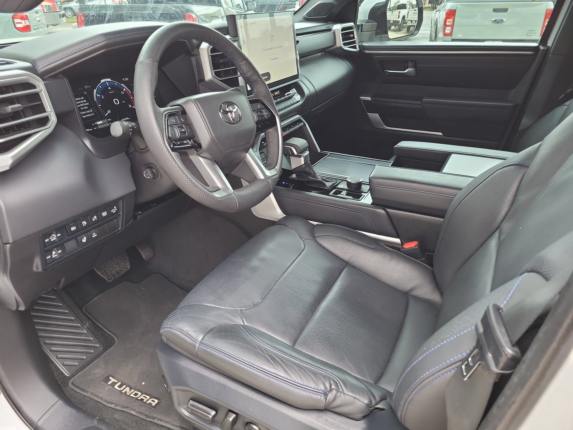 Used 2025 Toyota Tundra Platinum AWD/4WD image 13