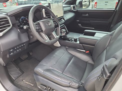 Used 2025 Toyota Tundra Platinum AWD/4WD image 13