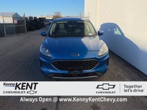 Used 2020 Ford Escape SE image 5