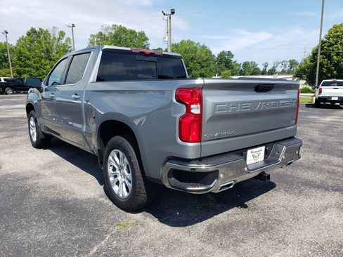 New 2026 Chevrolet Silverado 1500 LTZ w/ LTZ Premium Package AWD/4WD image 4