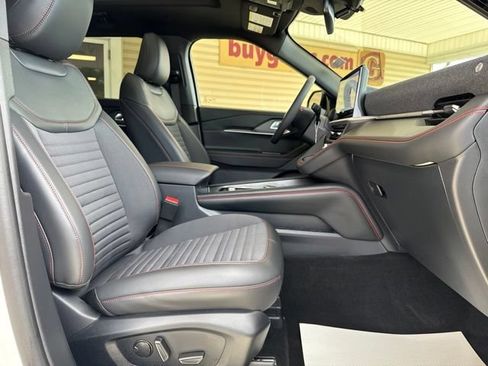 New 2026 Ford Explorer ST-Line w/ ST-Line Street Pack AWD/4WD image 23