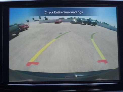 Used 2025 Chrysler Pacifica Select FWD image 24