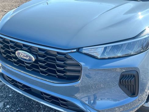 Used 2024 Ford Escape ST-Line w/ Tech Pack #1 image 11