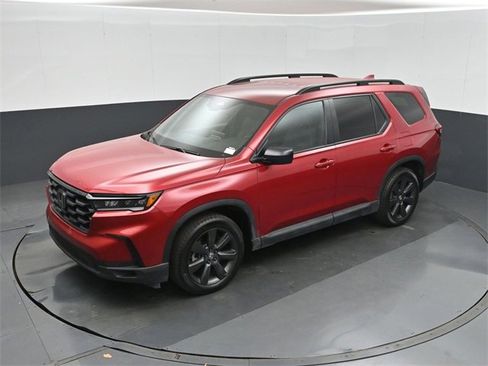 Used 2025 Honda Pilot Sport image 30