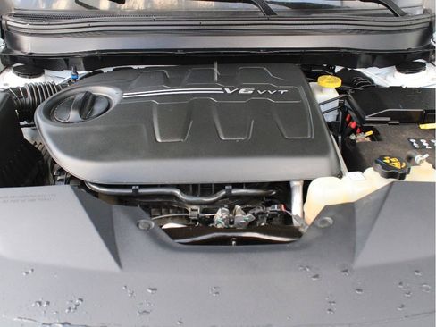 Used 2019 Jeep Cherokee Limited AWD/4WD image 40
