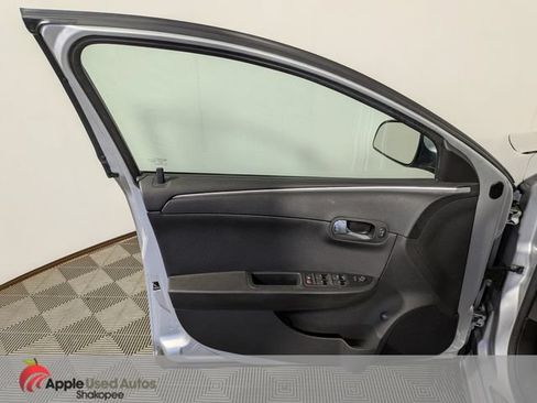 Used 2011 Chevrolet Malibu LT w/ Power Convenience Package FWD image 9