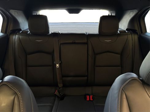 Certified 2021 Cadillac XT4 Premium Luxury w/ LPO, Radiant Package image 18