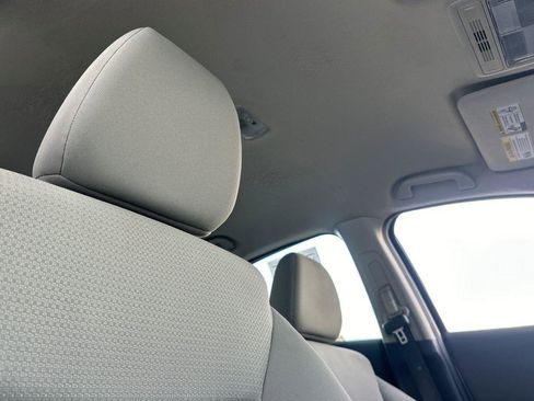 Certified 2022 Honda HR-V LX image 16