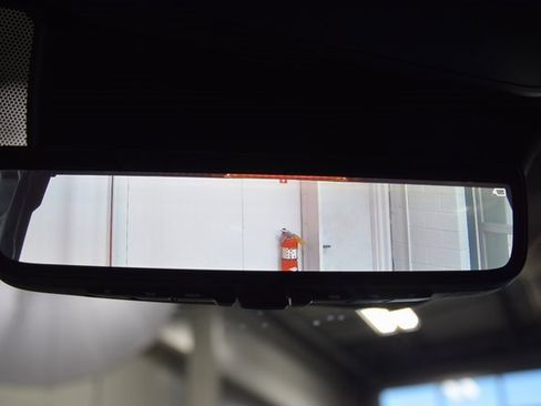 Used 2025 Toyota Tacoma Trailhunter image 58