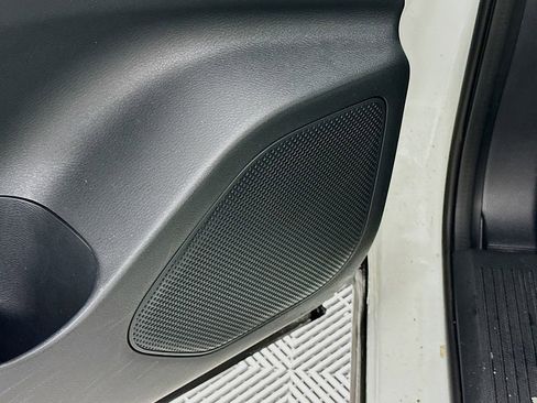 Certified 2021 Nissan Rogue SV image 25