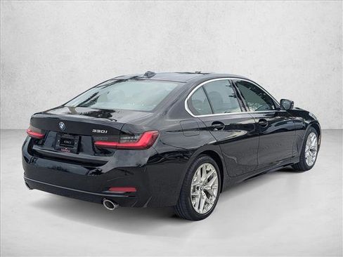 Certified 2025 BMW 330i Sedan w/ Convenience Package RWD image 5