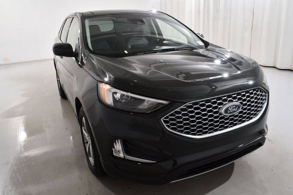 Used 2024 Ford Edge SEL w/ Convenience Package AWD/4WD image 6