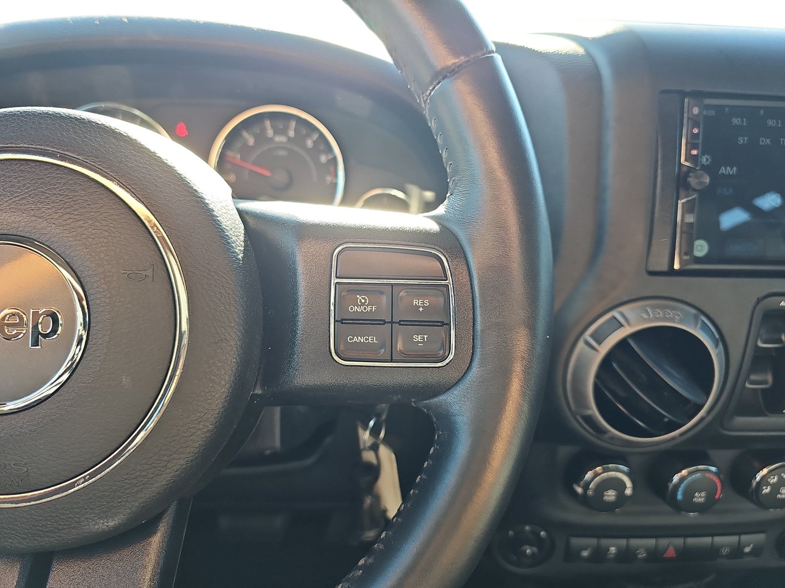 Used 2017 Jeep Wrangler Unlimited Sport w/ Quick Order Package 24S AWD/4WD image 15