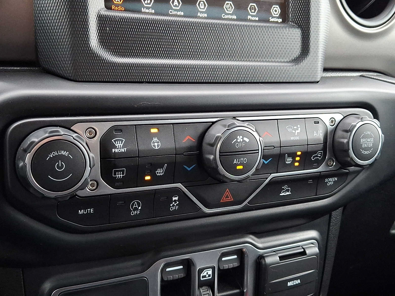 Used 2021 Jeep Wrangler Unlimited Sport AWD/4WD image 15
