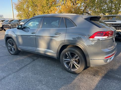 Used 2021 Volkswagen Atlas Cross Sport SE image 7