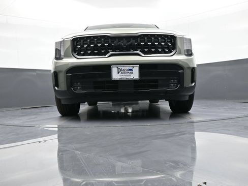 Certified 2025 Kia Telluride SX Prestige X-Line AWD/4WD image 28