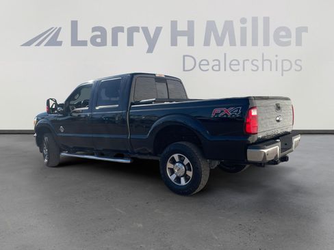 Used 2015 Ford F350 Lariat w/ Lariat Interior Package image 3