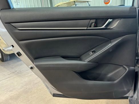 Used 2022 Honda Accord Sport Special Edition image 15