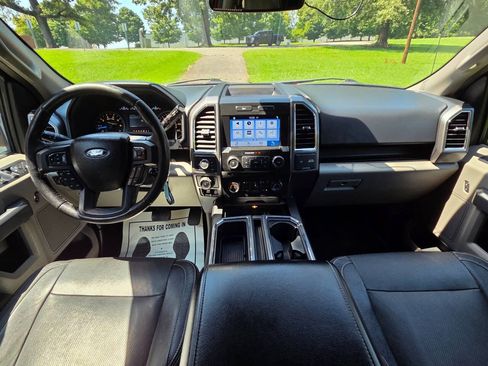 Used 2016 Ford F150 XLT w/ Equipment Group 302A Luxury AWD/4WD image 19